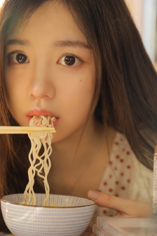 张瑶个人资料
